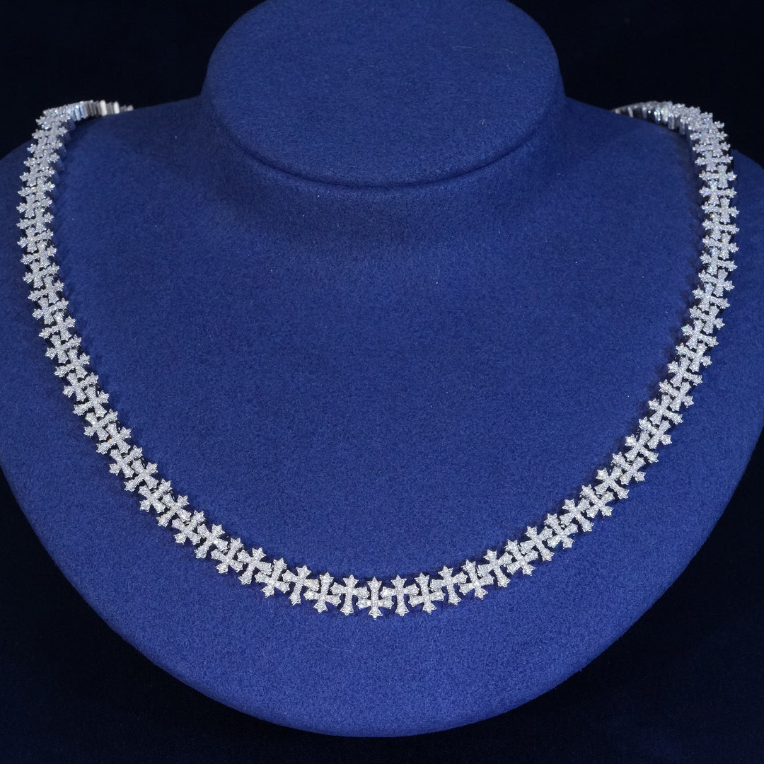 Moissanite 8.5MM Cross Link Chain