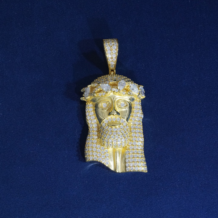 Moissanite S925 Wreath Crown Jesus Pendant