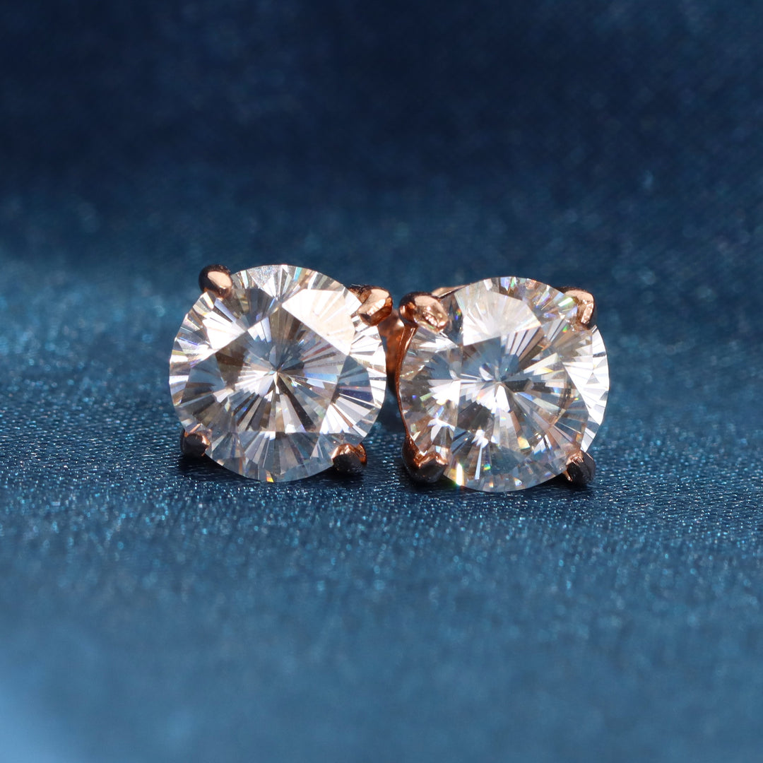 1 Carat Solitaire Diamond Stud Earrings