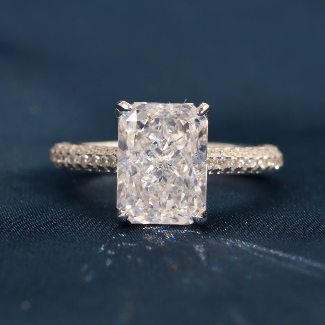 Stellara Ring - 7 Carat