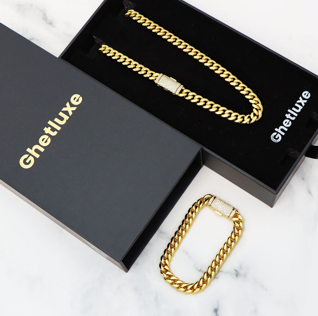 8 mm schlichte kubanische Gliederkette aus Gold + Armband mit Moissanite-Kastenverschluss