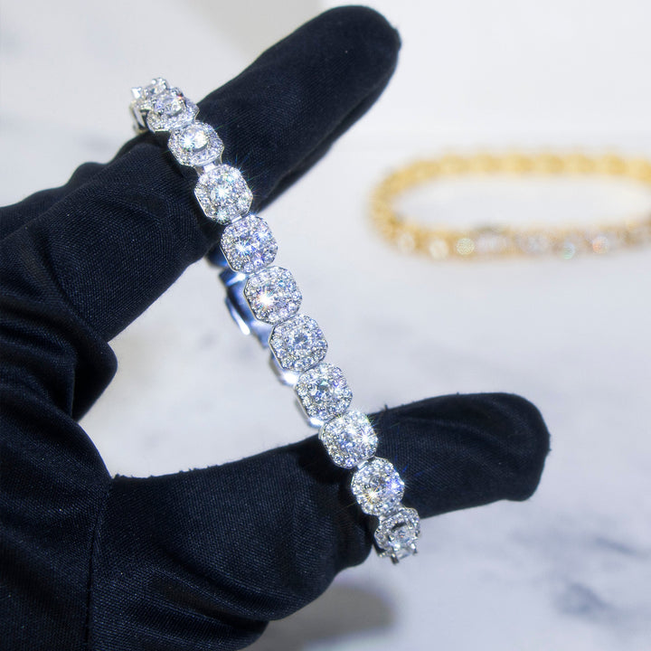 Women's 7mm Clustered Tennis Bracelet in White Gold