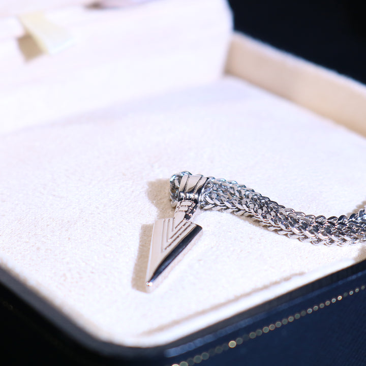 Micro Arrowhead Pendant in Vermeil