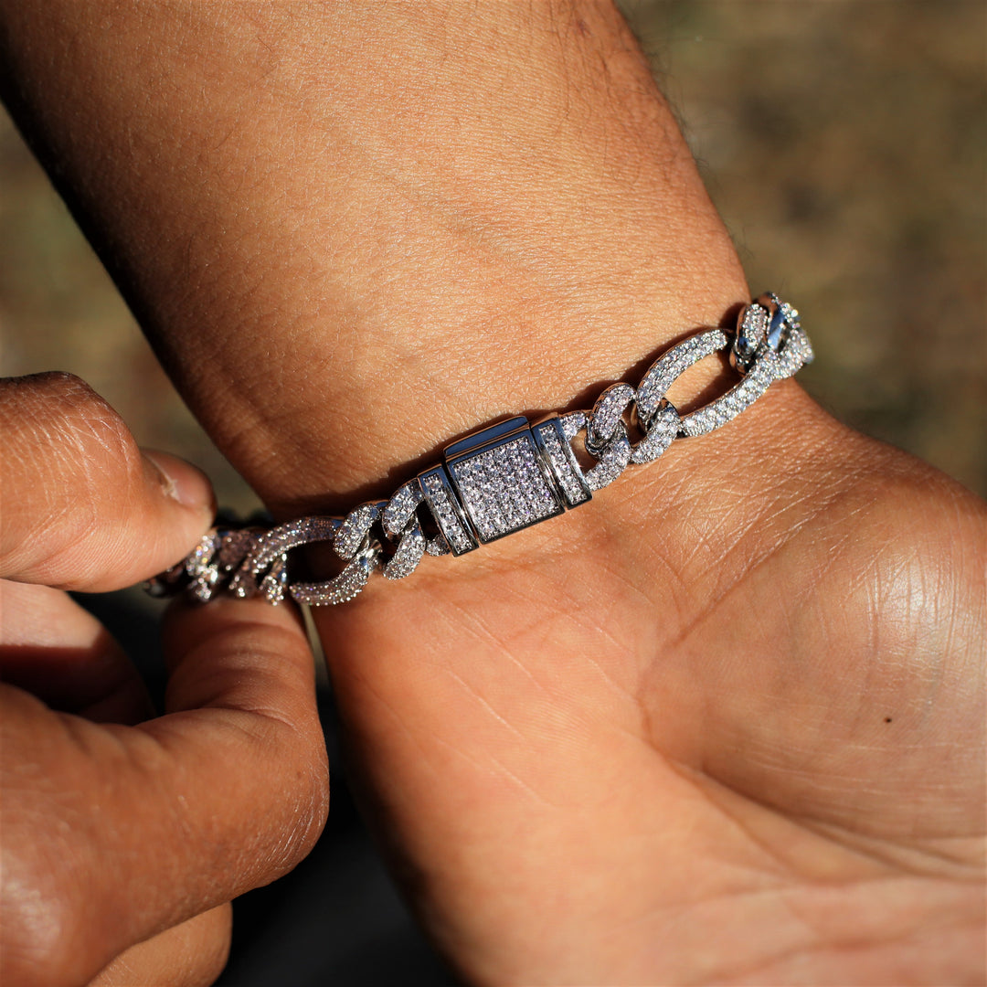 10mm Diamond Figaro Bracelet in White Gold