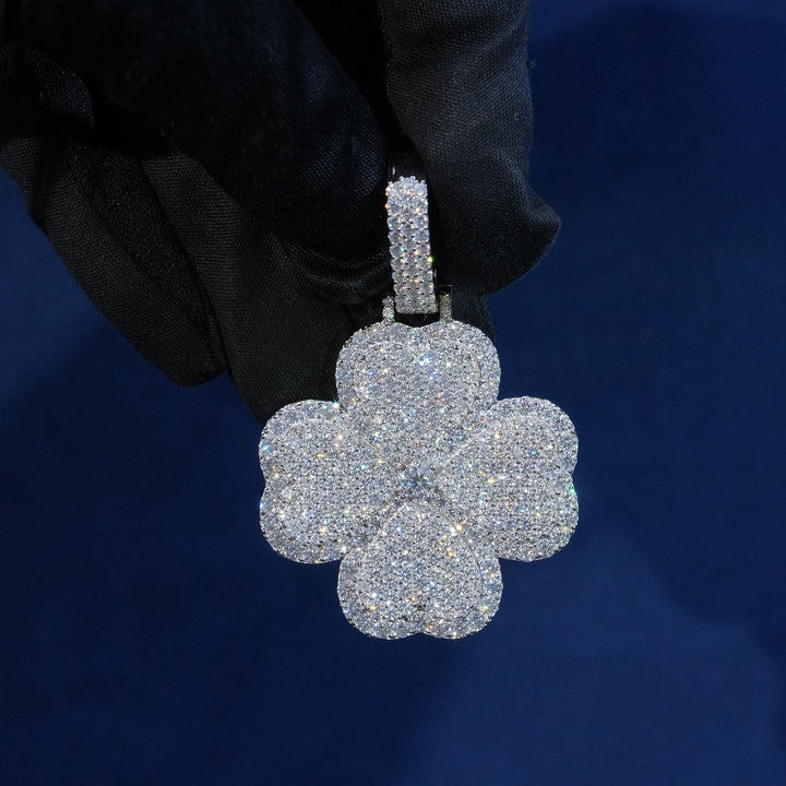 Moissanite S925 Clover Pendant