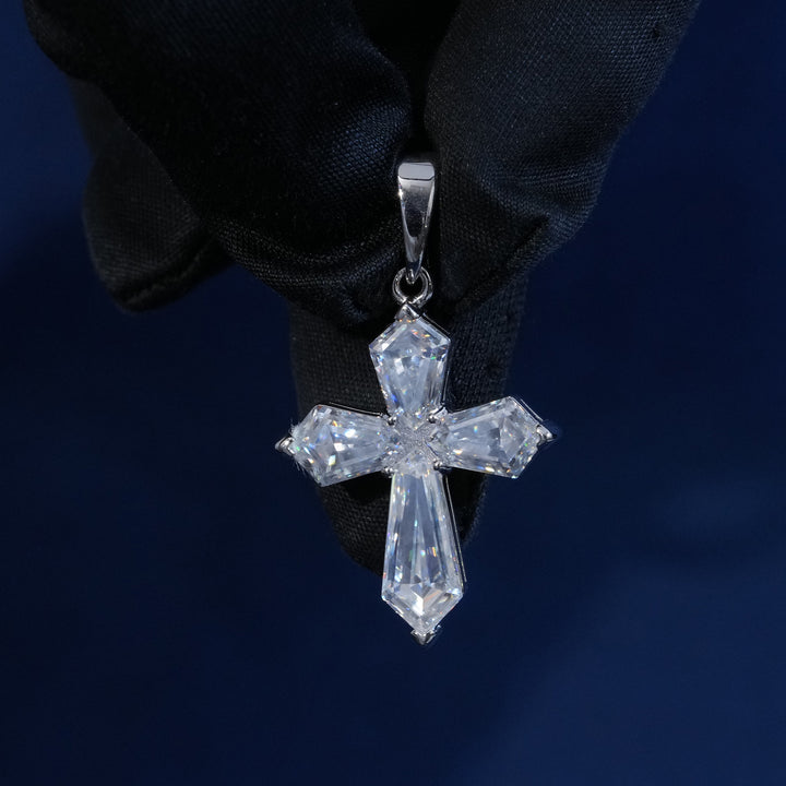 Moissanite S925 Small Cross Pendant