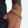 Imagen de 17mm Baguette Diamond Cuban Bracelet in Gold