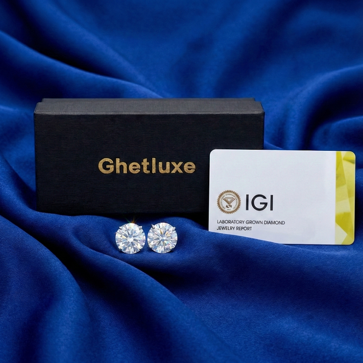 Round Cut Diamond Stud Earrings