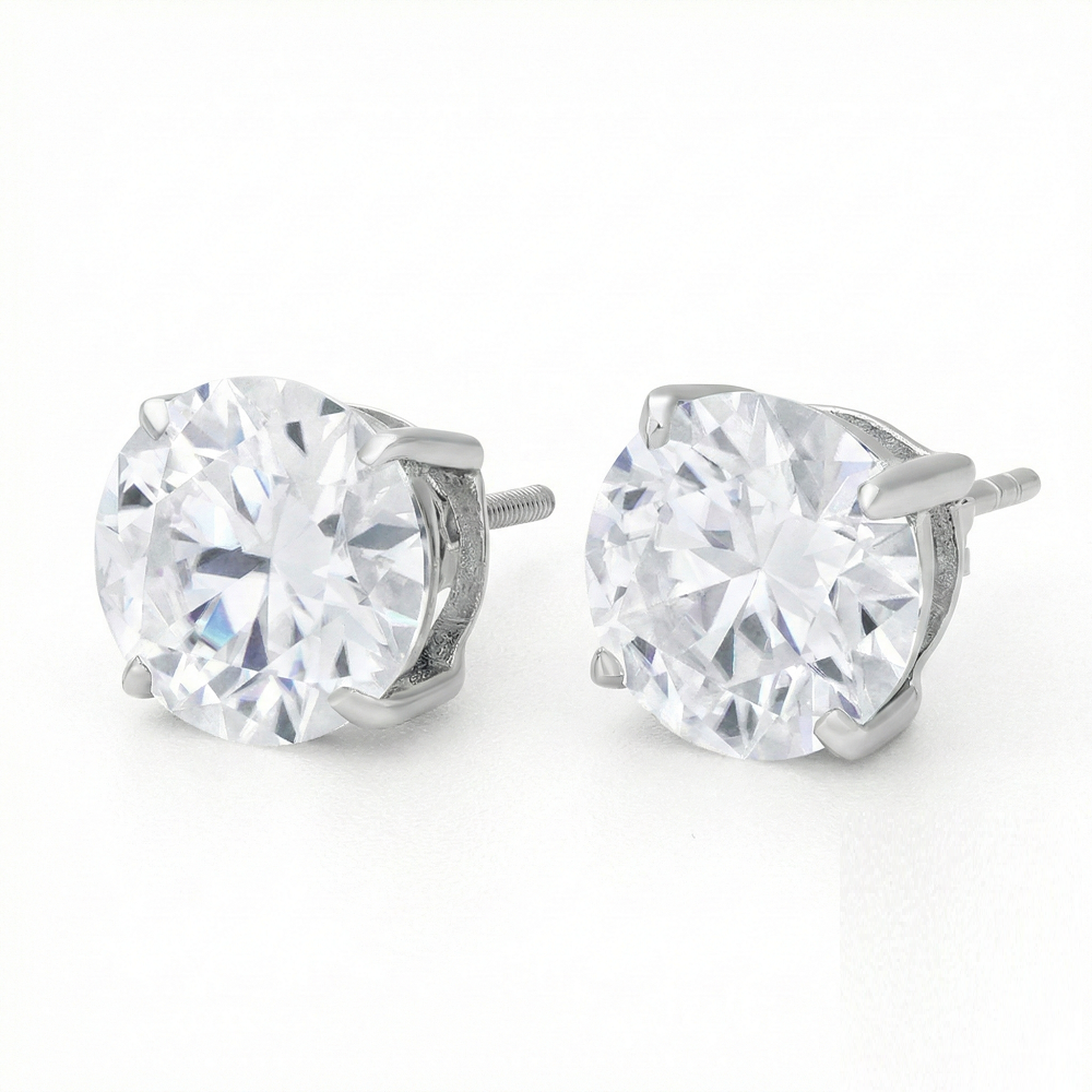 Round Cut Diamond Stud Earrings