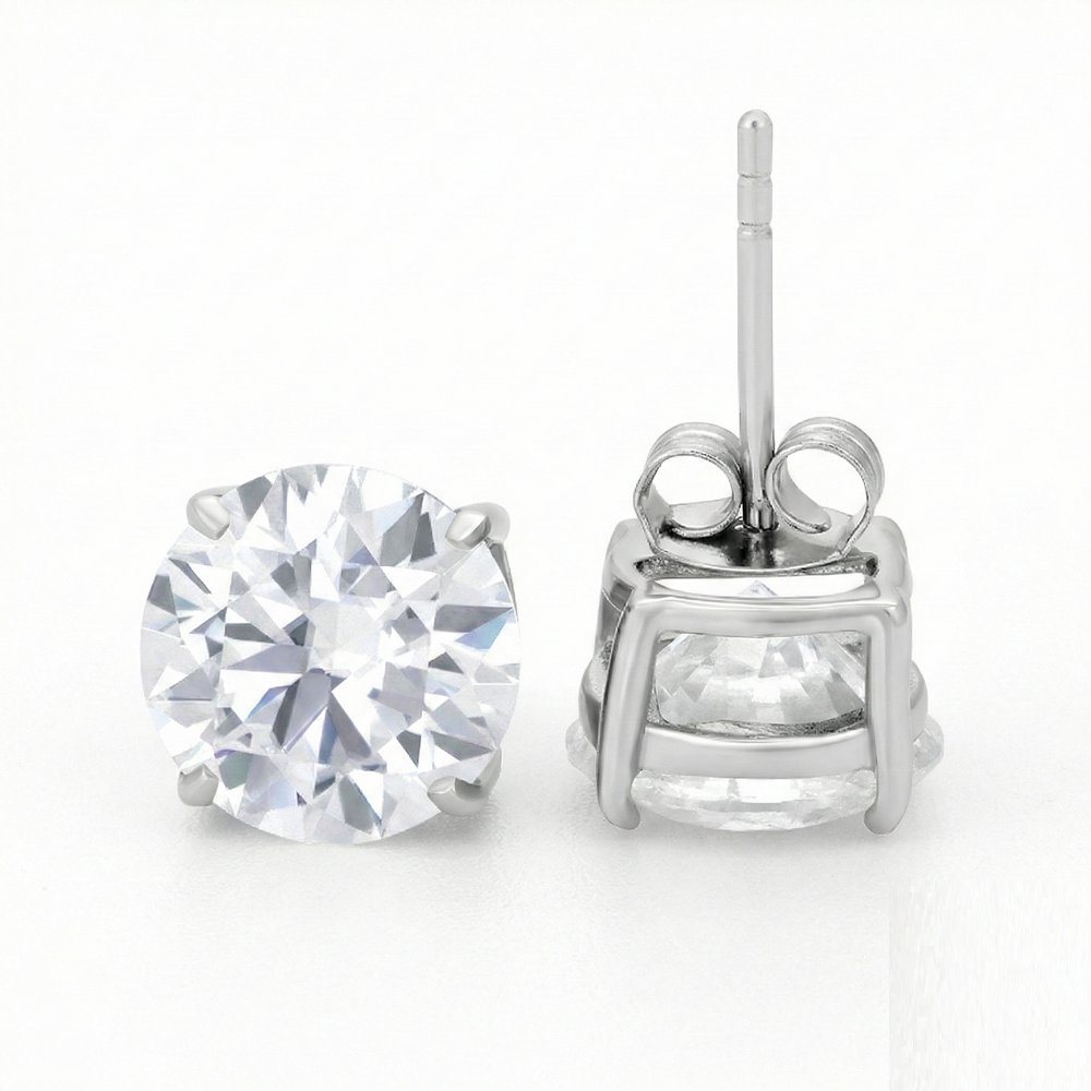 Round Cut Diamond Stud Earrings