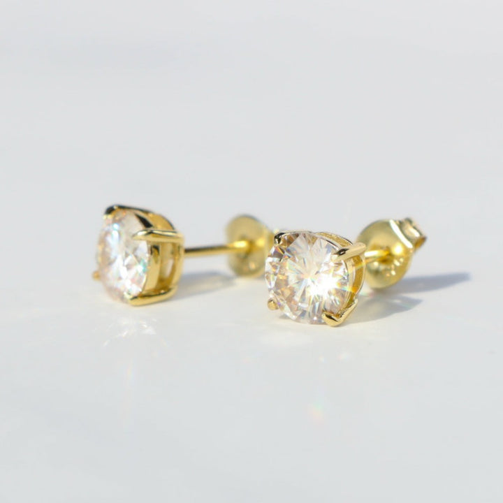 Round Cut Moissanite Claw-Set Stud Earrings